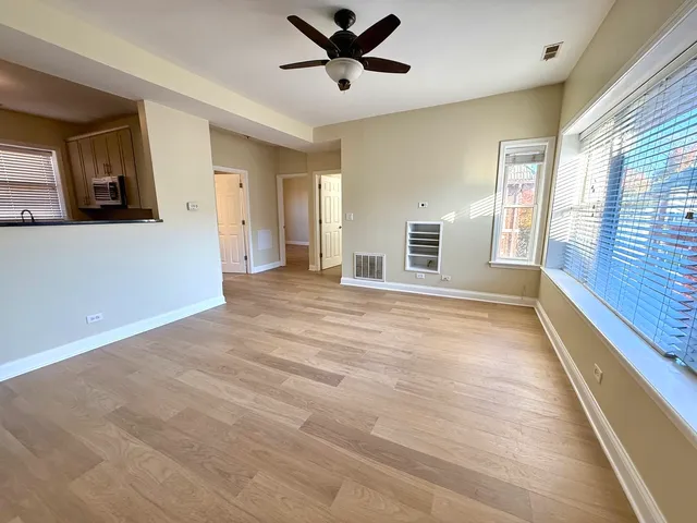 $235,000 | 4652 North St Louis Avenue, Unit 3E, Chicago, IL 60625