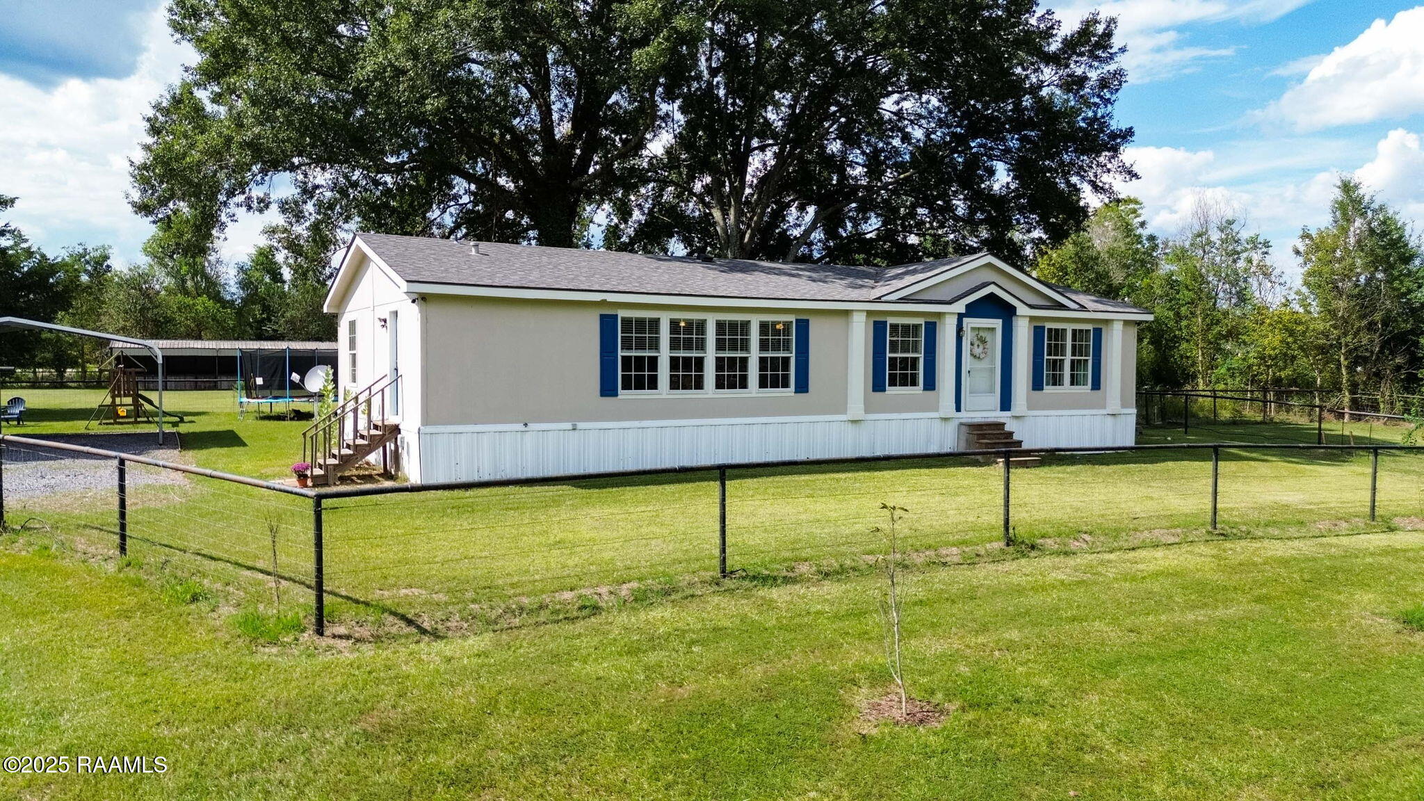 426 Cypress Road Arnaudville, LA 70512 - Photo 1 of 23 Front