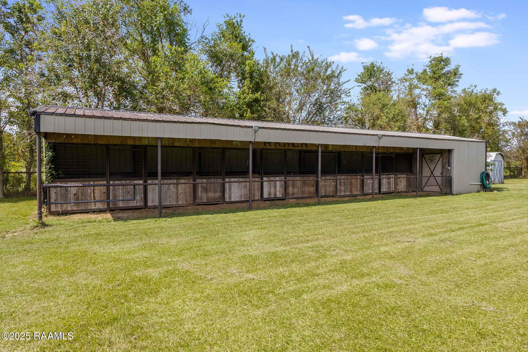 426 Cypress Road Arnaudville, LA 70512 - Photo 3 of 23 6-Stall Barn
