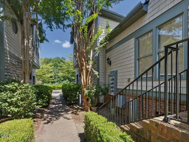 $375,000 | 201 Presque Isle Lane, Chapel Hill, NC 27514