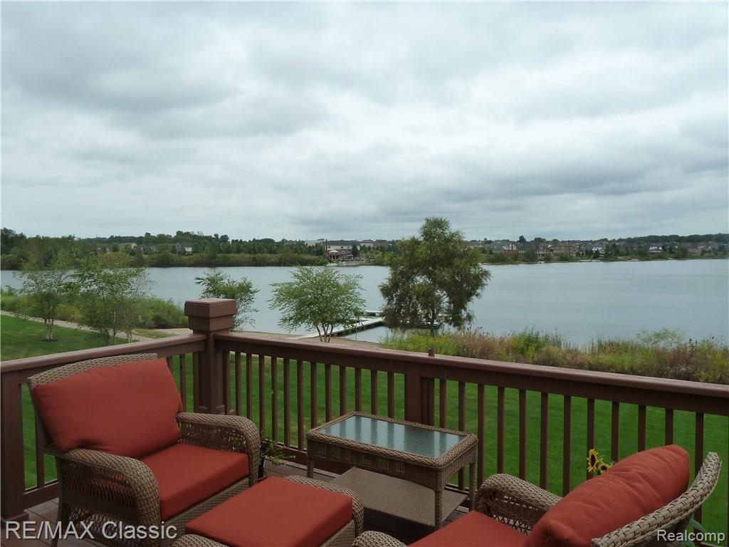 24825 Reeds Pointe Drive, Unit 27 Novi, MI 48374 - Photo 10 of 60 P1040710.JPG