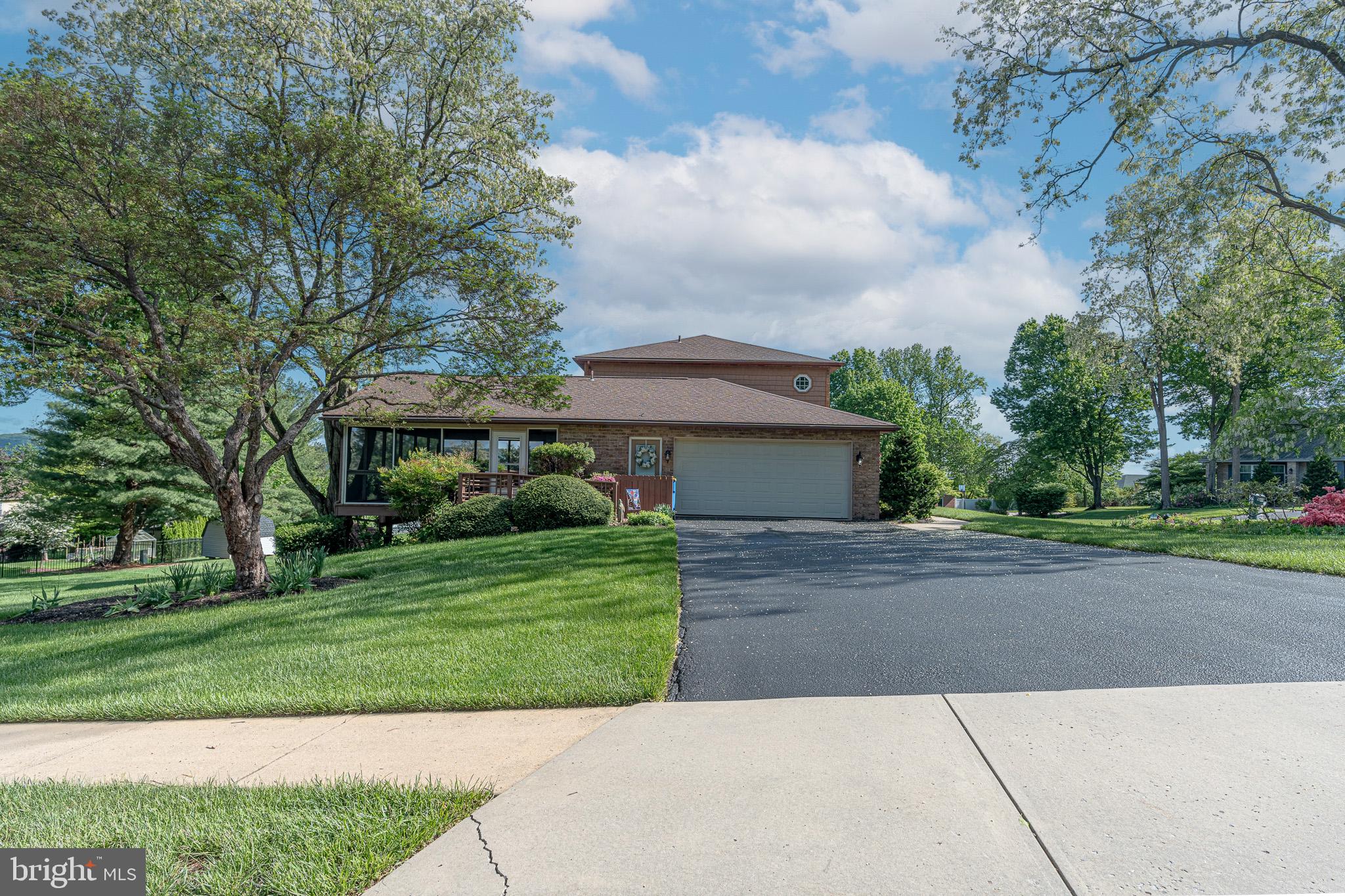 3515 Harrowgate Road York, PA 17402 - Photo 8 of 53 Gallery Image 8