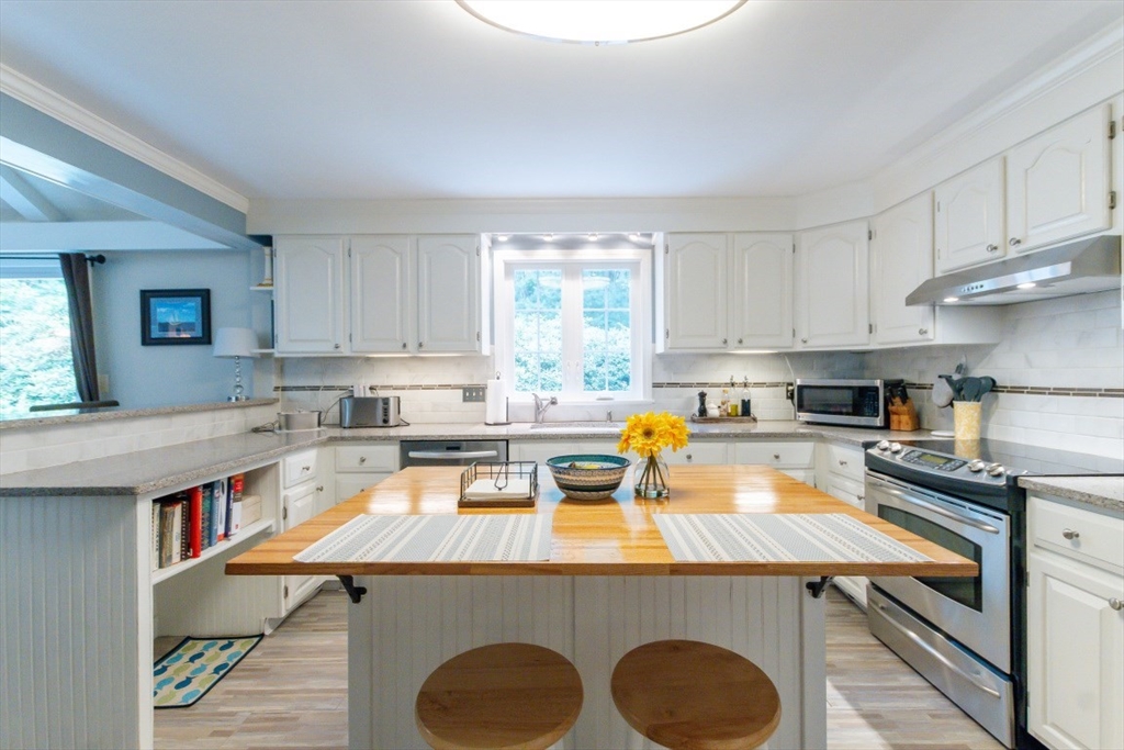 64 Wayside Inn Road Marlborough, MA 01752 - Photo 18 of 42 Gallery Image 18