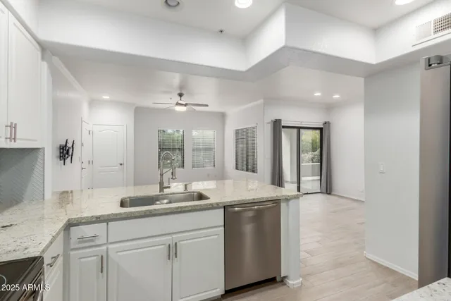 $1,900 | 295 North Rural Road, Unit 162, Chandler, AZ 85226