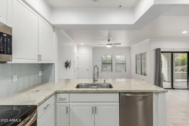 $1,900 | 295 North Rural Road, Unit 162, Chandler, AZ 85226