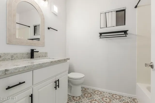 $1,900 | 295 North Rural Road, Unit 162, Chandler, AZ 85226