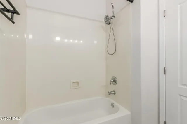 $1,900 | 295 North Rural Road, Unit 162, Chandler, AZ 85226