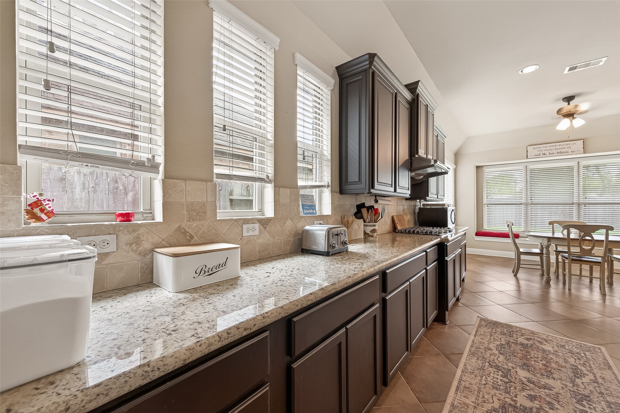 618 Santa Elena Canyon Court Spring, TX 77388 - Photo 13 of 46