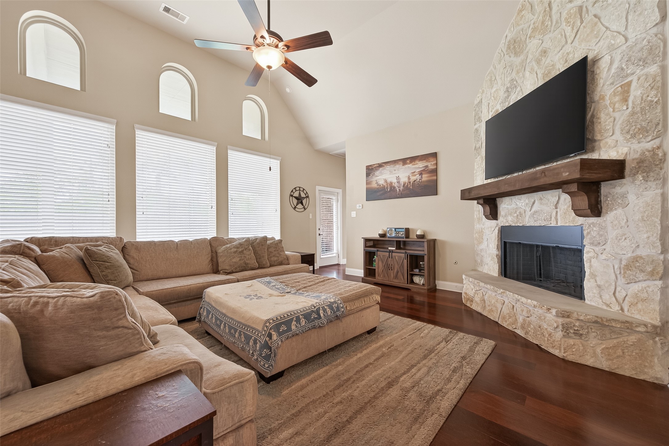618 Santa Elena Canyon Court Spring, TX 77388 - Photo 7 of 46