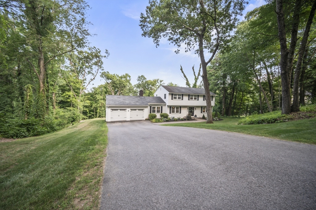 8 Bantry Road Southborough, MA 01772 - Photo 37 of 40 Gallery Image 37
