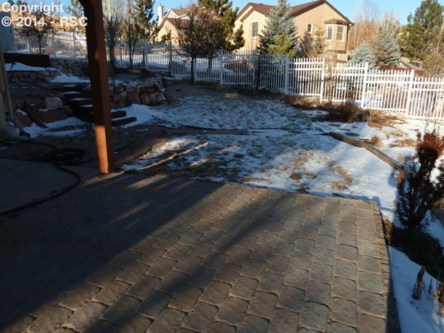 7625 Julynn Road Colorado Springs, CO 80919 - Photo 32 of 34 Patio & side yard