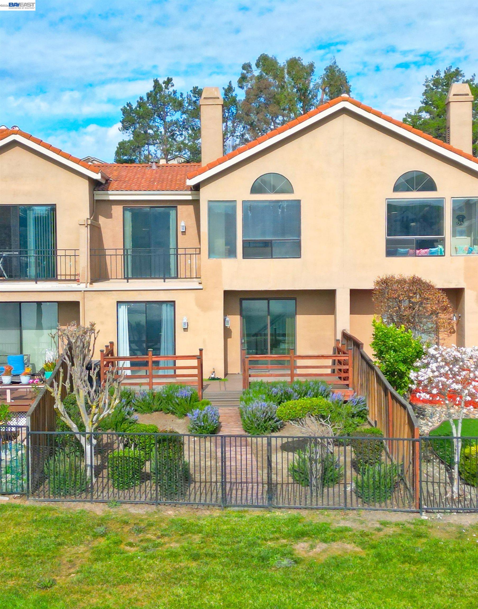 2057 Echo Place San Ramon, CA 94582 - Photo 16 of 55