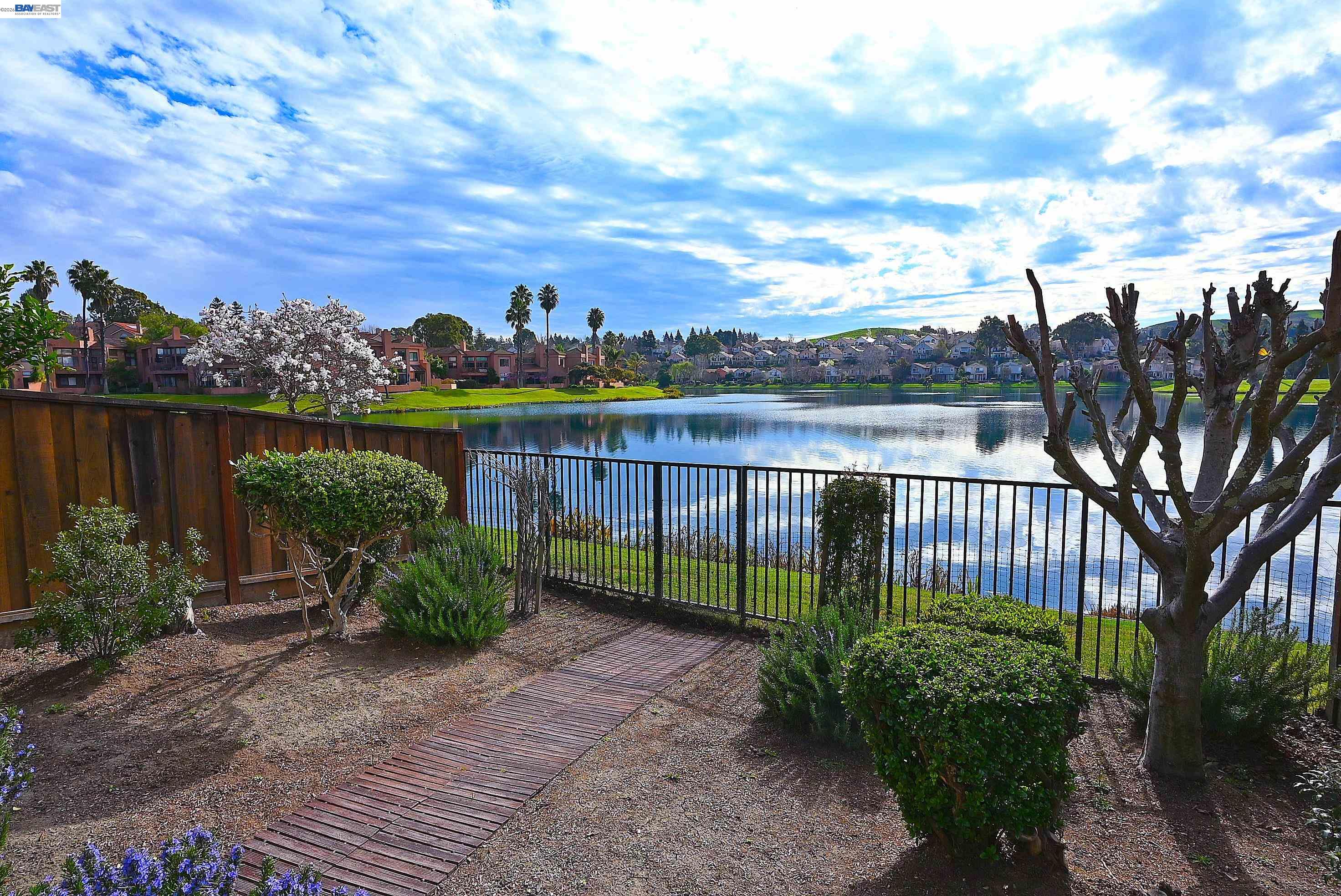 2057 Echo Place San Ramon, CA 94582 - Photo 10 of 55