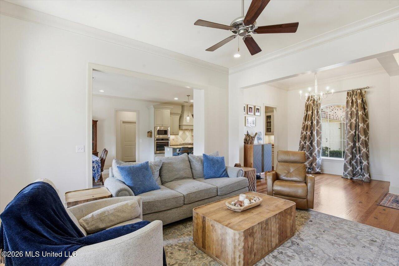 111 Claiborne Street Madison, MS 39110 - Photo 26 of 54 Family room 5