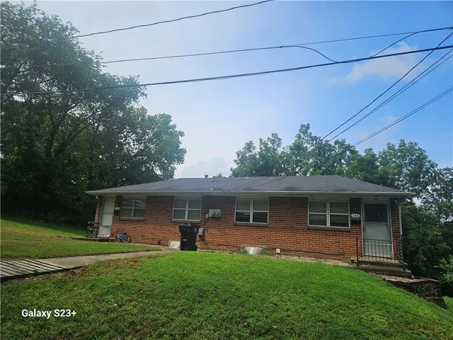 $205,000 | 104-106 South Oxford Avenue, Independence, MO 64053