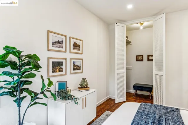 $550,000 | 2704 Le Conte Avenue, Unit 4, Berkeley, CA 94709