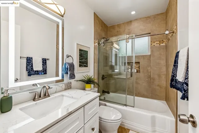 $550,000 | 2704 Le Conte Avenue, Unit 4, Berkeley, CA 94709