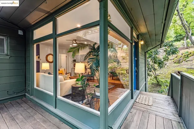 $550,000 | 2704 Le Conte Avenue, Unit 4, Berkeley, CA 94709