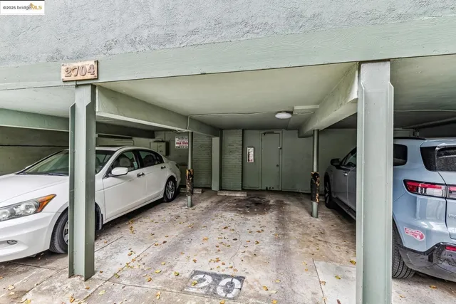 $550,000 | 2704 Le Conte Avenue, Unit 4, Berkeley, CA 94709