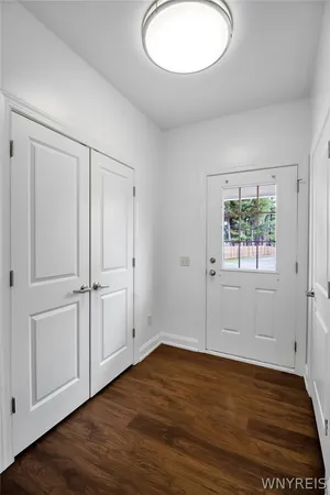 $2,895 | 5849 Broadway, Unit 8, Lancaster, NY 14086