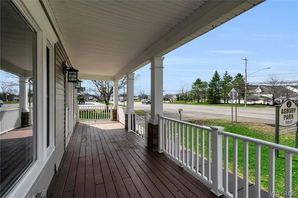 $2,895 | 5849 Broadway, Unit 8, Lancaster, NY 14086