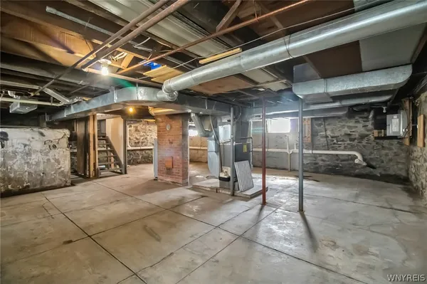 $2,895 | 5849 Broadway, Unit 8, Lancaster, NY 14086