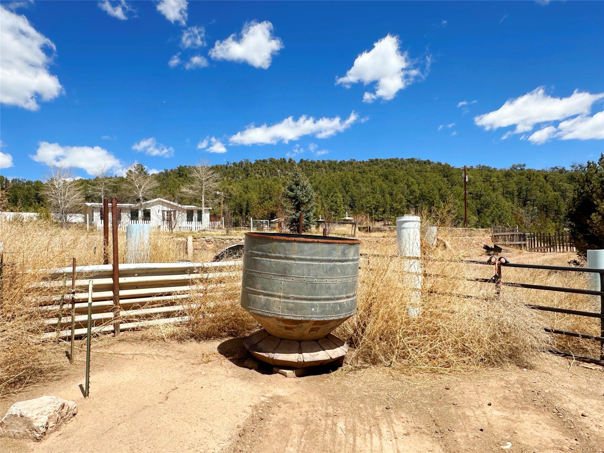 53 County Rd B44C Pecos, NM 87552 - Photo 22 of 51