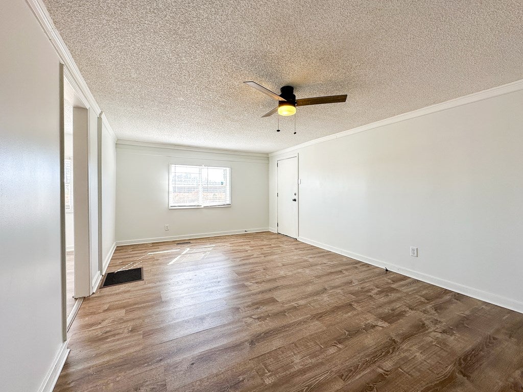 3691 Old State Road Valdosta, GA 31605 - Photo 8 of 56 Gallery Image 8