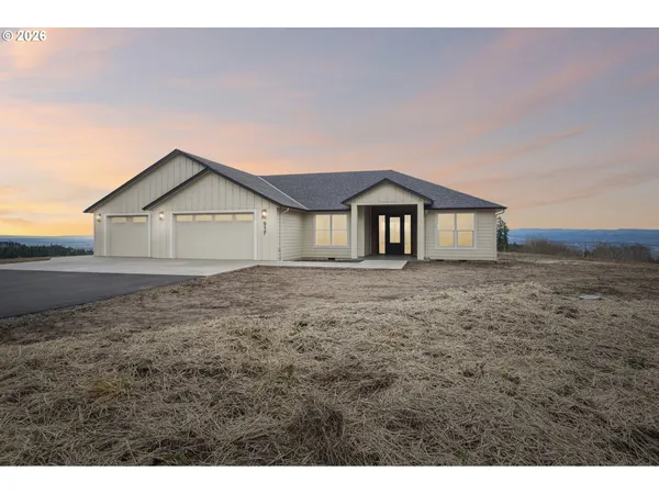 $970,000 | 917 Confer Road, Kalama, WA 98625