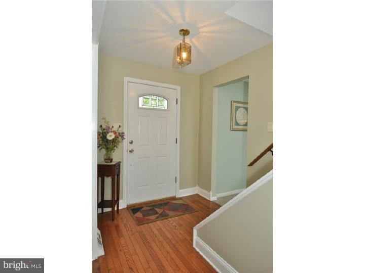 605 Brecknock Drive Exton, PA 19341 - Photo 3 of 25 Foyer