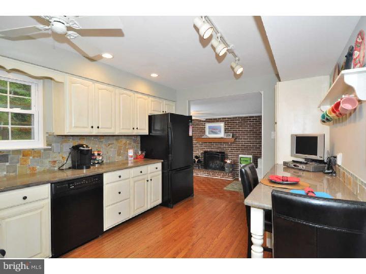 605 Brecknock Drive Exton, PA 19341 - Photo 9 of 25 Kitchen
