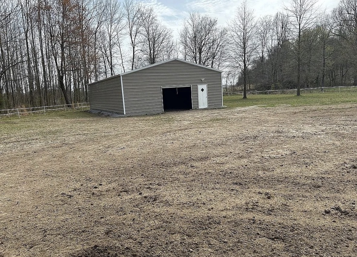 6180 Reevesville Road Grantsburg, IL 62943 - Photo 9 of 39
