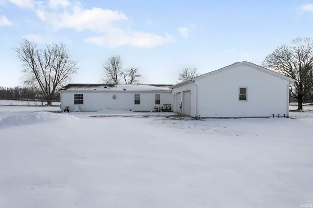 $275,000 | 23651 Riley Road, Lakeville, IN 46536