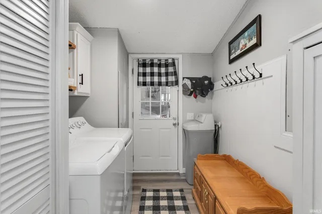 $275,000 | 23651 Riley Road, Lakeville, IN 46536