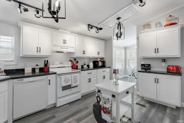 $270,000 | 23651 Riley Road, Lakeville, IN 46536