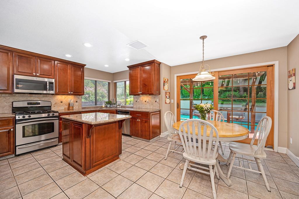 5701 Balfor Road Rocklin, CA 95765 - Photo 15 of 70