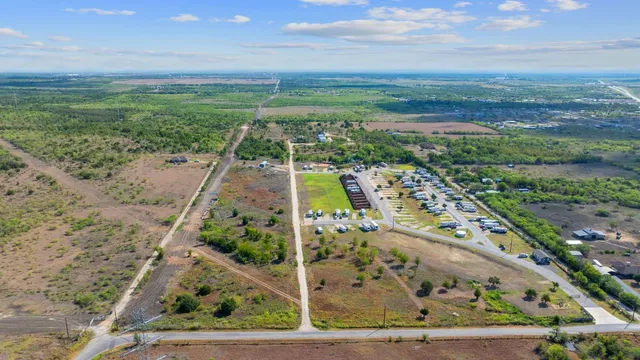 $550,000 | 1087 Schubert Lane, Unit B, Kyle, TX 78640