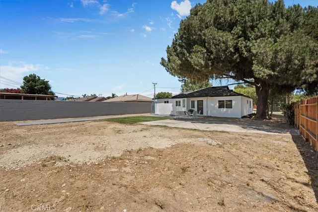 $607,999 | 8316 Reseda Avenue, Fontana, CA 92335