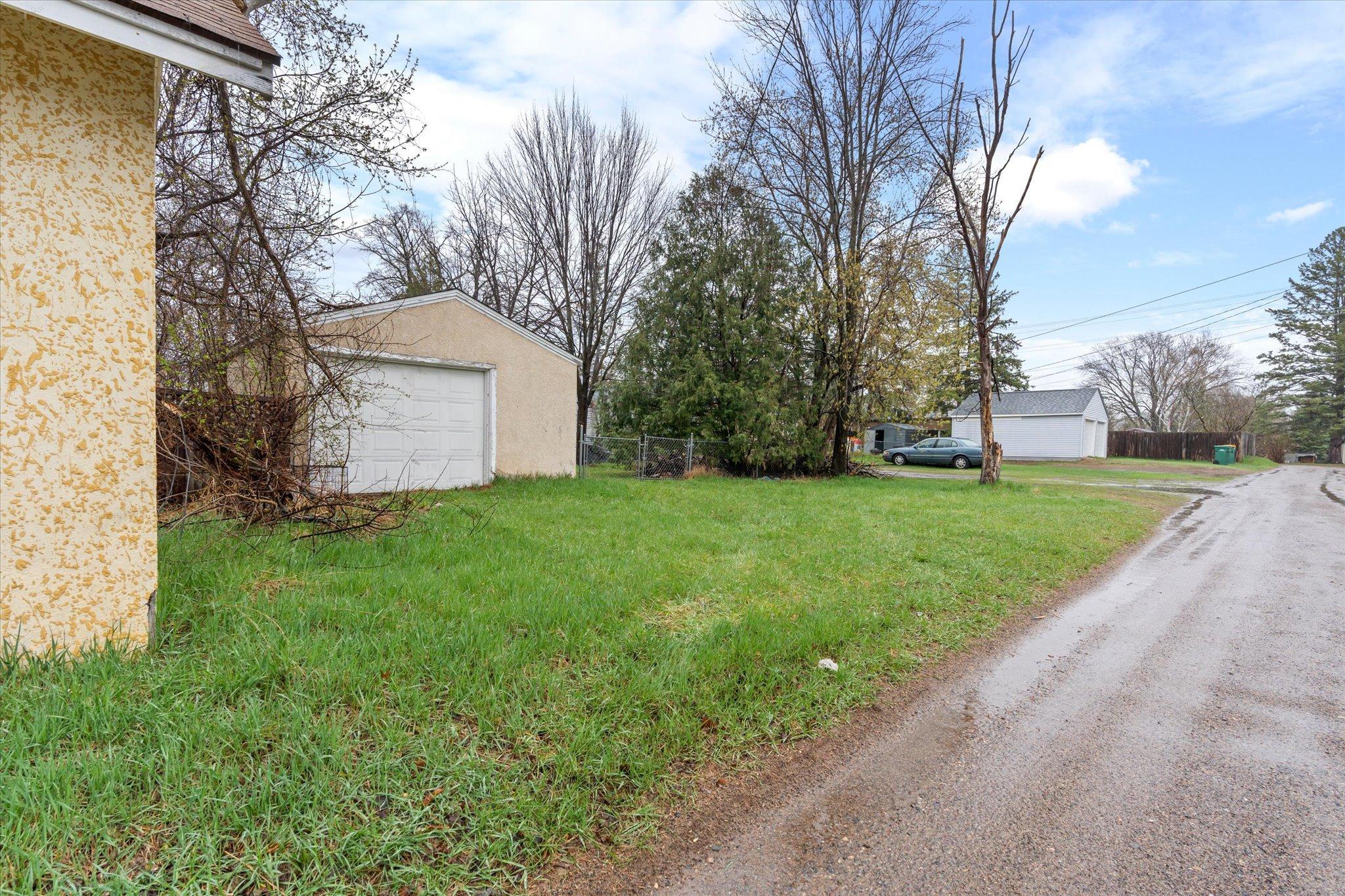 610 F Street Northeast Brainerd, MN 56401 - Photo 25 of 28
