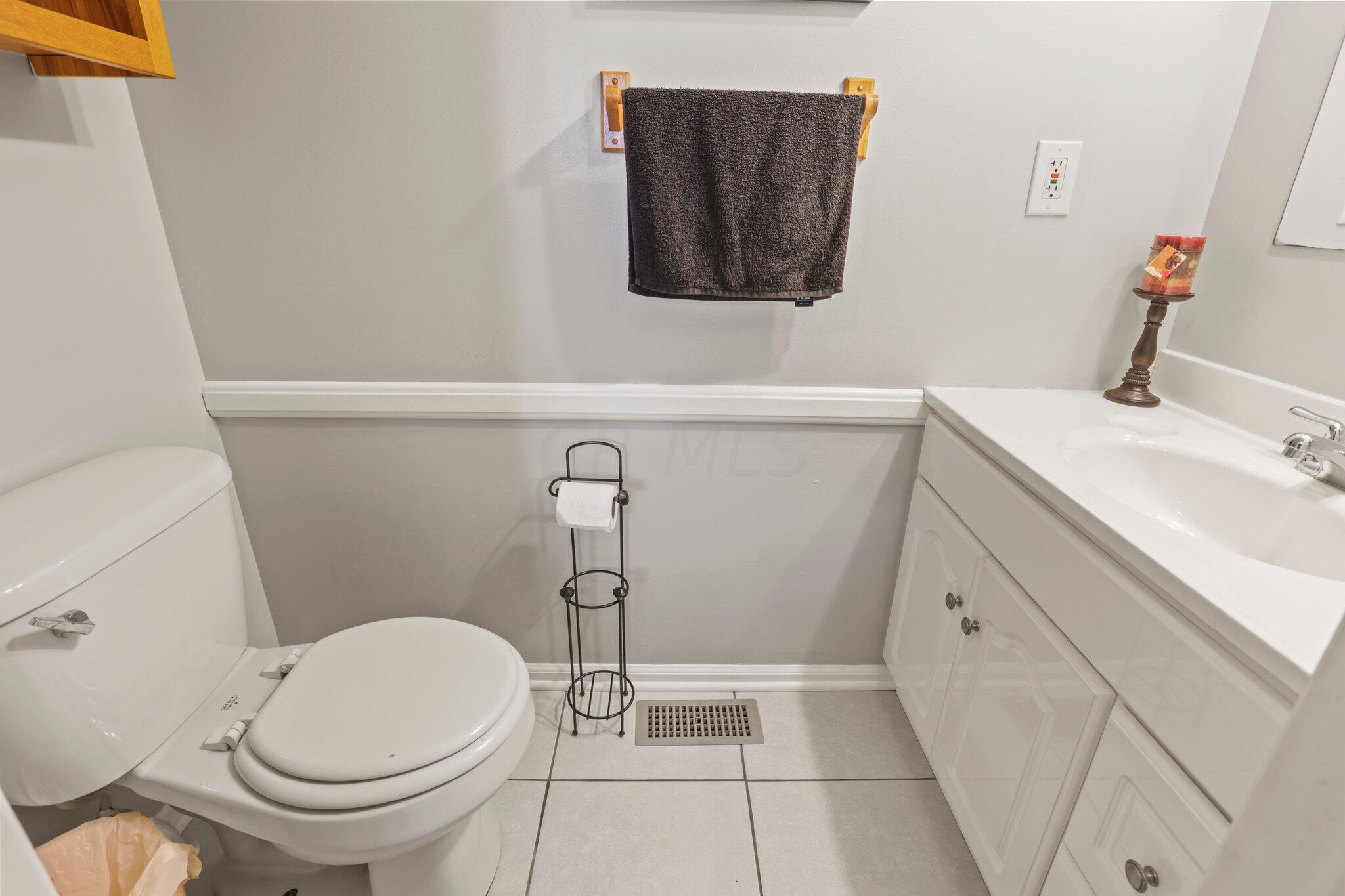 5575 Broadview Road Columbus, OH 43230 - Photo 50 of 66 Half Bath