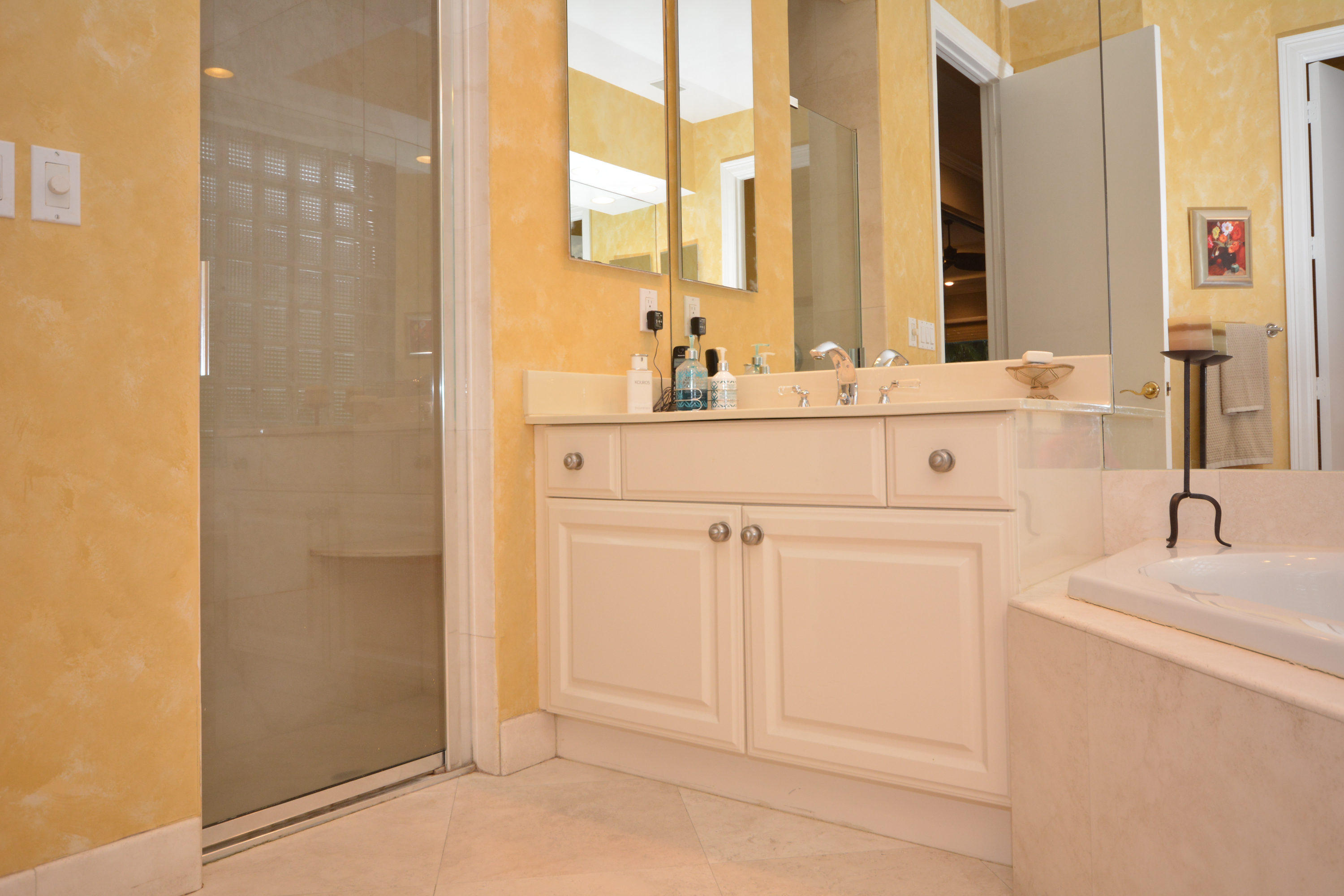 4084 Northwest 60th Circle Boca Raton, FL 33496 - Photo 17 of 29 4084 Briarcliff Cir Boca Raton-print-018