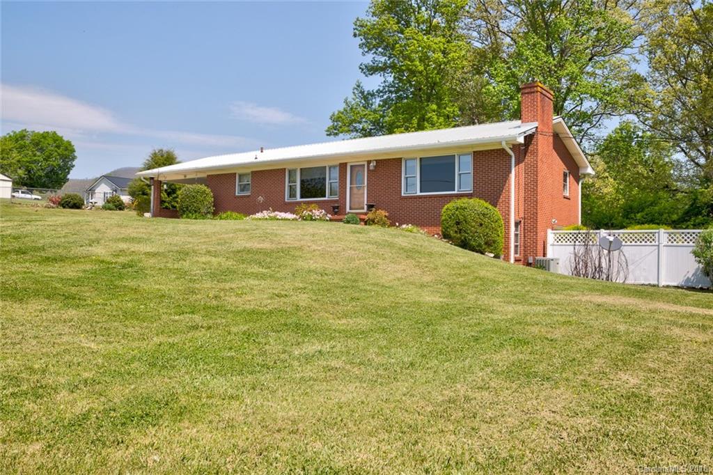 99 English Road Candler, NC 28715 - Photo 26 of 32 Gallery Image 26