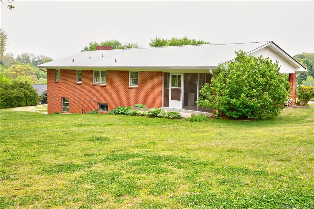 99 English Road Candler, NC 28715 - Photo 28 of 32 Gallery Image 28