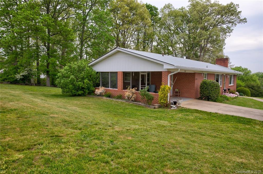 99 English Road Candler, NC 28715 - Photo 30 of 32 Gallery Image 30