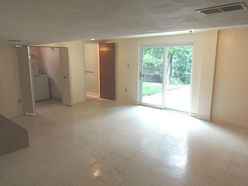 219 Lytton Road Coraopolis, PA 15108 - Photo 20 of 25 Basement/Game Room.