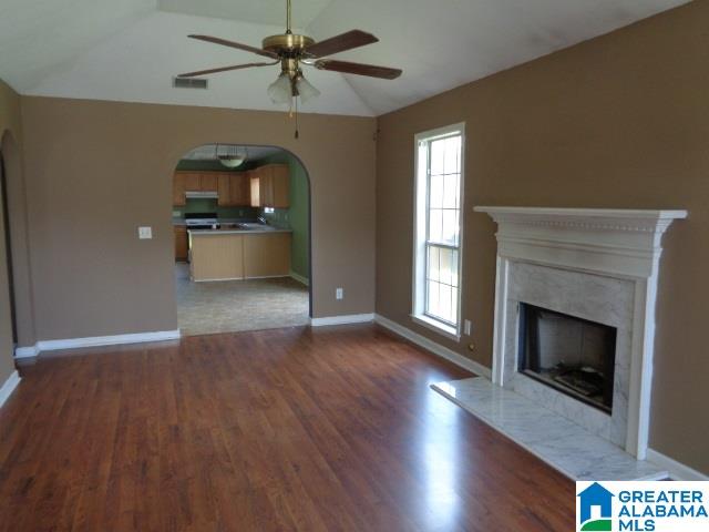 528 Walker Road Pelham, AL 35124 - Photo 4 of 19