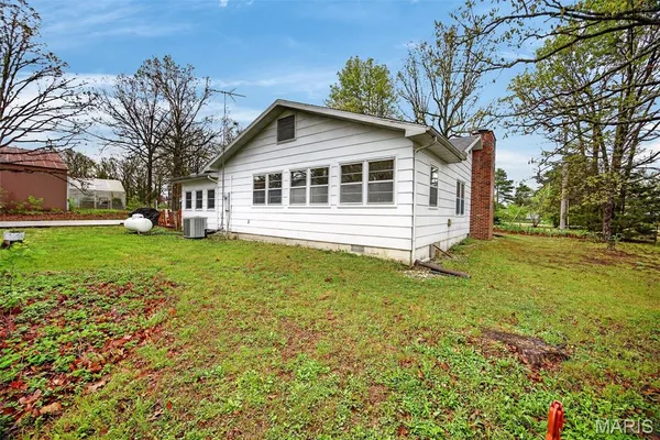 $250,000 | 12831 Highway 64, Lebanon, MO 65536