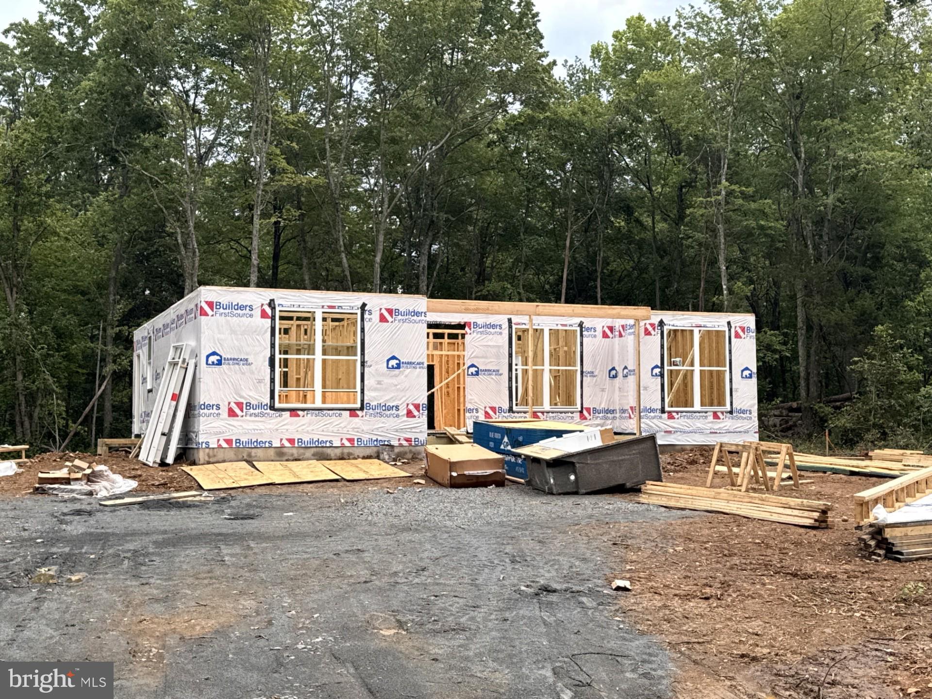 6735 Beverly Road Broad Run, VA 20137 - Photo 5 of 31 a view of swimming pool with lounge chair