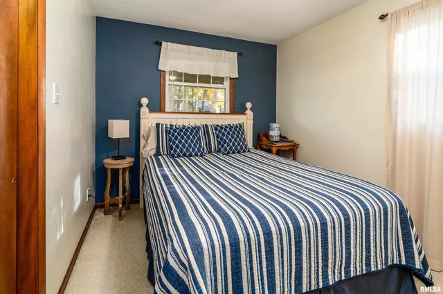 $499,000 | 135 Oak Circle, Goreville, IL 62939