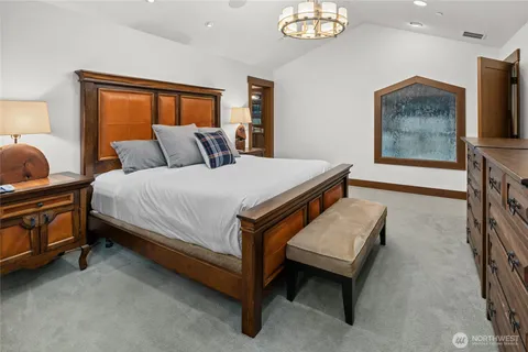 $1,850,000 | 230 Equinox Drive, Cle Elum, WA 98922